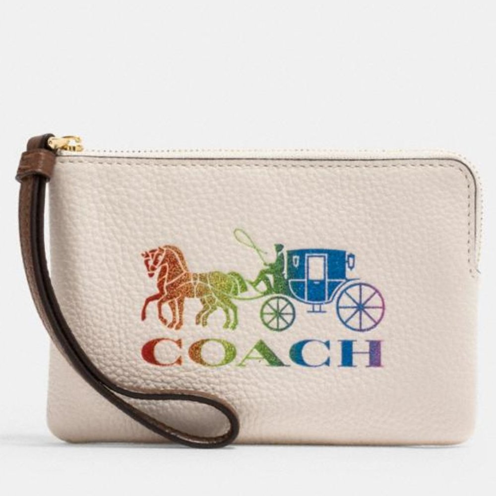 🌈🌈NWT COACH Corner Zip Wristlet With Rainbow Horse And Carriag🌈🌈